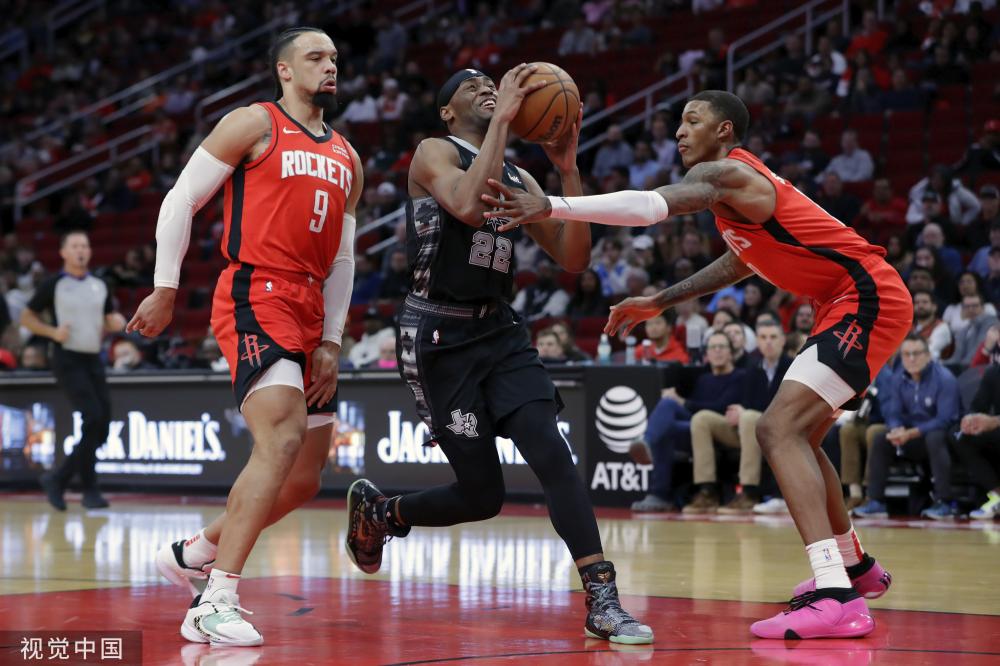 中的表现也 中的表现也